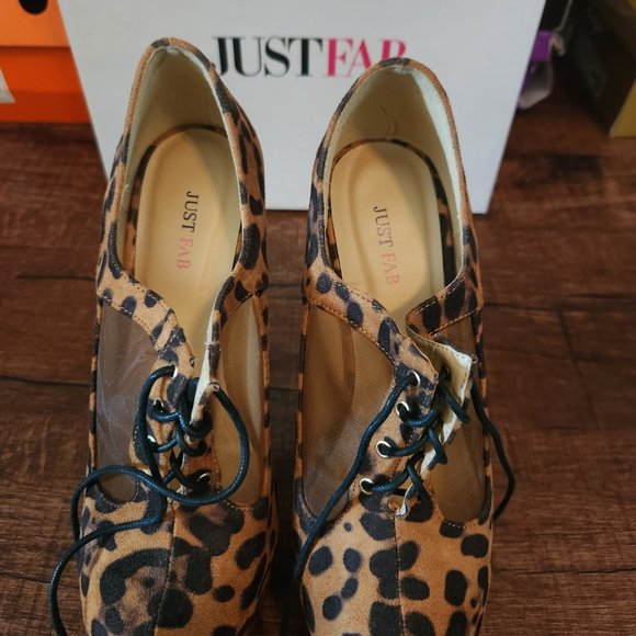 Leopard Platform Heels - Picture 3 of 7